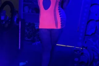 chase your fantasies - 35 - Image 1