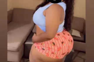 100 🤝 3 holes til you nut 💕 - ... - Image 1