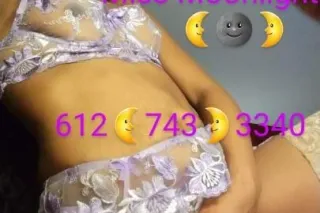 last night in town Don't reach... - Image 3