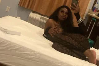 THE REAL PYT 🫧🎀 INCALLS AND CAR DATES ONLY ⭐ @hnic.rene on IG - Image 8