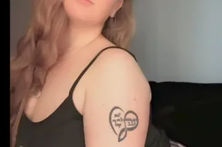 blonde bombshell curvy and all... - Image 3