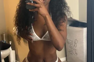 😽The Best Company W/ A Stunnin... - Image 3