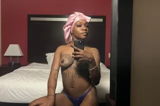 Superior Sexy Meet & Greet 💦 -... - Image 2