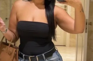 250 HR 💋💋 LATINA PARTY GIRL 🤩🤩... - Image 1