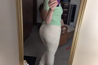 Sexy Sarah wants to Satisfy you ♡ - Image 10