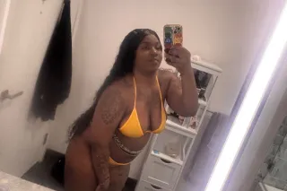 EBONY & HAWIIAN HEAD GODDESS 📲... - Image 1