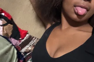 CARPLAY AVAILABLE‼ - 19 - Image 3