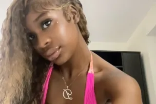 SHE IS BACK 😘 leaving soon~ IN... - Image 2