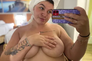 YOUR FAV SNOW IS BACK 🥰 CURVY ... - Image 3