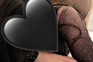 pretty new white girl ready to please 😩🥰 - Image 6