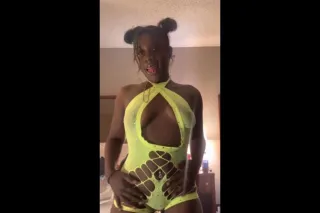 Fun sized Chocolate goddess available 24/7 - Image 7