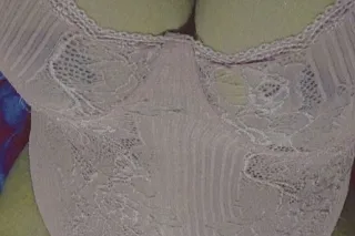 sensually seductive - 19 - Image 3