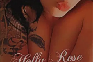 Hot wet tight kitty im availab... - Image 2