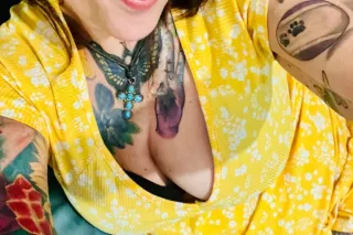 hey its ash/candy good morning... - Image 2