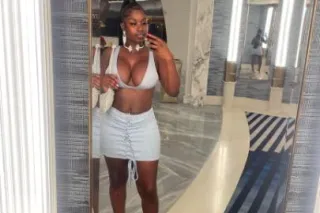 Stunning Chocolate Ebony - 26 - Image 2