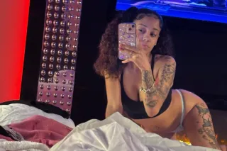 last night here!! 🍭Sexy exotic... - Image 4