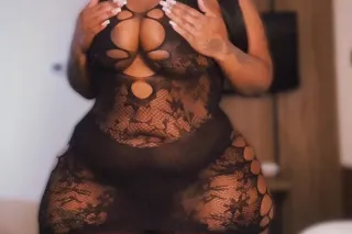 NEW IN TOWN 😍 CHOCOLATE BIG BO... - Image 1