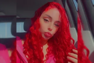 5'2 Thick freaky snowbunny REA... - Image 2