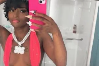 🪭your favorite doll is back 🔙 ... - Image 1