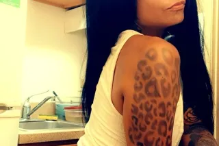 Pretty Little Thing - 40 - Image 1