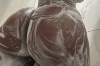 NEW GIRL JUST VISITING 💦READY ... - Image 1