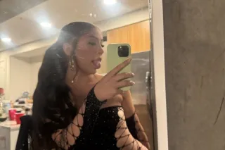 YOUR NEW FAV SNOWBUNNY❄👅🤍 - 21 - Image 1