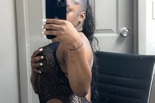 sexy thick babe 😘 outcalls spe... - Image 2