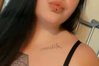 pretty thick white woman - 27 - Image 4