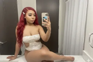 Come say hi 💗 No Bare Services... - Image 2