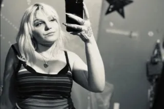 Your Girl Next Door 💁🏼♀ - 25 - Image 2