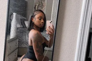 Hey daddy come have some fun w... - Image 1