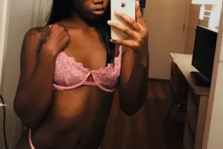 Available noww - 26 - Image 4