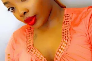 💋💰CUM LICK ME UP & DOWN 👇🏾 DAD... - Image 1