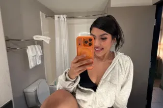 🍒IM BACK BABES! Your FAVORITE ... - Image 2