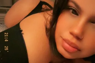 Beautiful Thick BrazilIian BBW... - Image 2