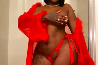 t foxie chocolate Ebony 🍑 t--s girl 💦💦 - Image 3