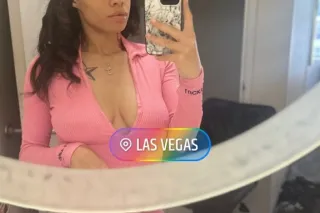 mariah 💙 - 27 - Image 1