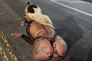 Eχтяємℓy ᗩɖɖıƈɬı۷ɛ ƤℓαуMαтe 💦🍭𝒞𝓊𝓂 𝒫𝓁𝒶y ✨🍯 guαrαntεεd 5🌟pεrformαncε! 💋! Always ready to please💗 TIGHT KITTY💕SOFT SKIN💕DEEP THROAT💕 - Image 3