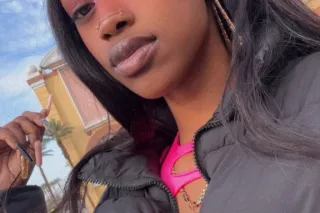 SATURDAY SPECIALS🥂😈📲 - Image 7