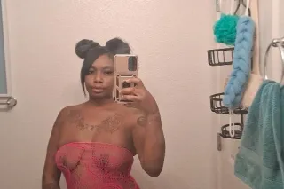 AVAILABLE ALL 3 HOLES ;) - Image 7