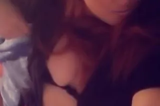 Single lonely female waiting t... - Image 2