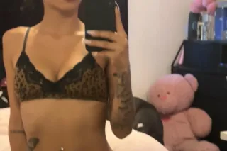 🩷💦petite sexy latina 💦🩷 - Image 6