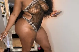 Private House Discrete Idepend... - Image 3