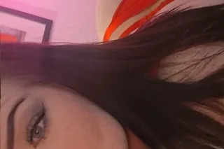 "She gives me insane brain, an... - Image 2