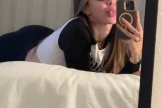 blue eyes blonde hair barbie 🥰... - Image 1