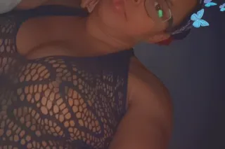 Wild Wednesday LATE NIGHT 🌙✨Fun w/ Petite Ebony🍫 RedHead😈💦🍆🤸🏾♀ - Image 6