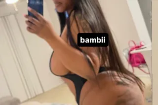 California Freak visiting 💦Sch... - Image 3