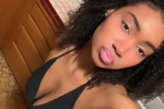 The Princess is Here; Outcalls... - Image 2