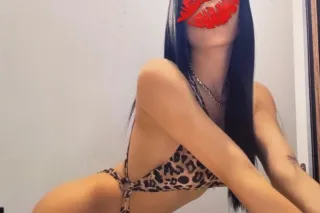 caliente esperandote papi 💦👅💋💋... - Image 2