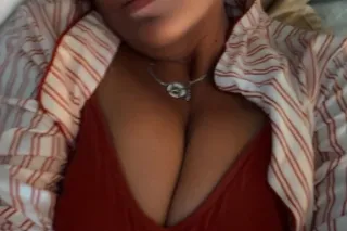 🎄INCALL ONLY🎄 BUSTY🎄 MATURE 🎄 - Image 5
